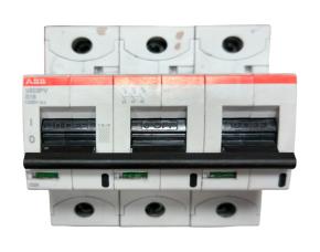 Breaker Termomagnetico Trifasico Para Corriente Directa (Dc) 1200V Maximo