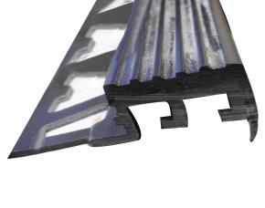 Moldura  Prot. De Grada Conhule Antiderrapante Conprot. Uv 2.50Mts