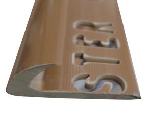 Moldura  Para Ceramica  Maciza Cafe Conprot. Uv 10Mmx2.50Mts